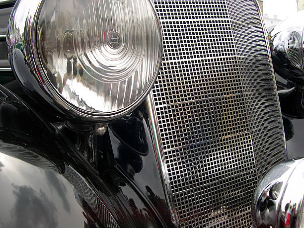 istock Collecting cars 02 139400393