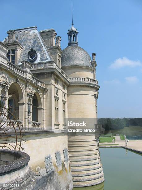 Foto de Castelo De Chantillychateau e mais fotos de stock de Chantilly - Picardia - Chantilly - Picardia, Mansão, Castelo