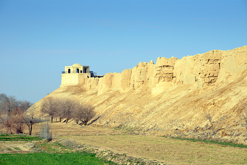 Balkh, Balkh province, Afghanistan: Ayaran tower (Borj-e Ayyarann) on the Greek-Kushan city wall, topped by the Timurid wall - south segment of the massive earthen city walls - Bactra / Zariaspa, an ancient city, with a 3000-year long history, the home of Zoroaster, taken by  Alexander the Great about 330 BC, capital of Greco-Bactria and later one of the largest cities of Khorasan, razed by Ghengis Khan in 1220AD.