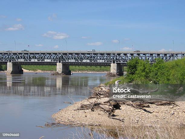 Ponte Lockport Manitoba - Fotografias de stock e mais imagens de Manitoba - Manitoba, Ao Ar Livre, Arbusto