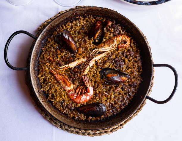 istock Top view of paella marinera 1394051133