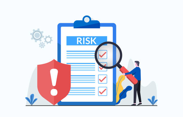 risikomanagement-konzept. risikokontrolle mit schildsymbol. - risk management stock-grafiken, -clipart, -cartoons und -symbole