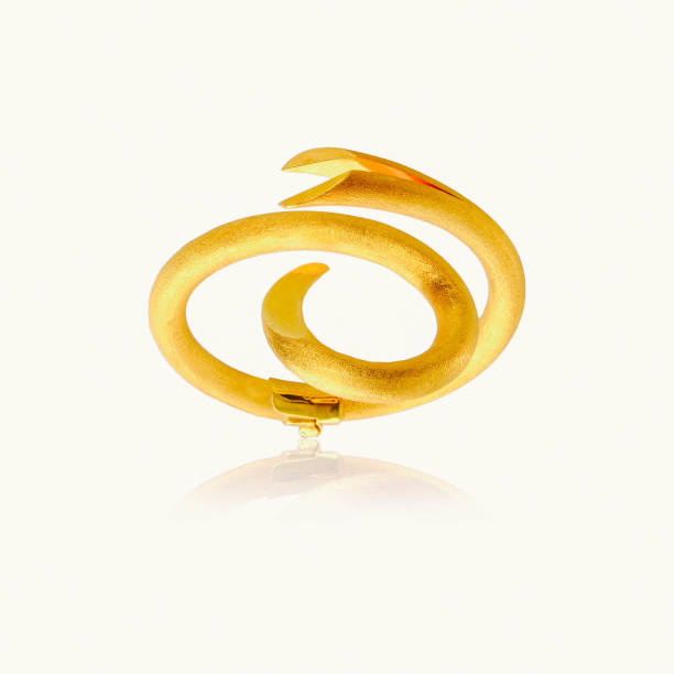 istock Luxury Gold and Diamond Jewelry 1394129608