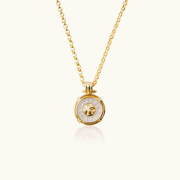 istock Luxury Gold and Diamond Jewelry 1394129703
