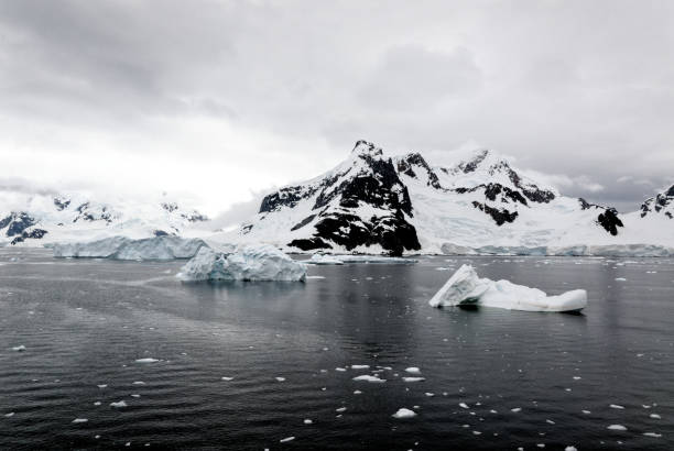 istock Cruising in Antarctica - Fairytale landscape 1394154647