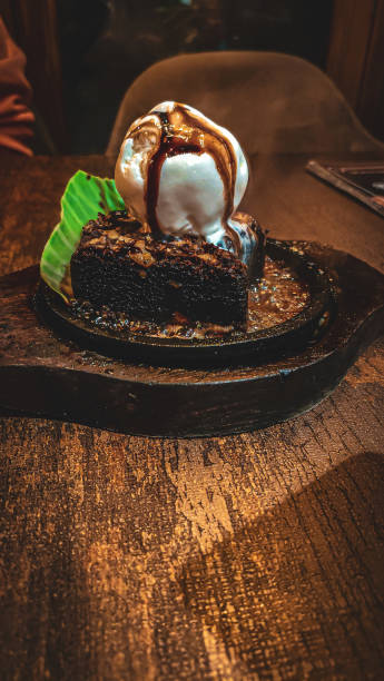istock Vanilla Brownie Sizzler 1394206812