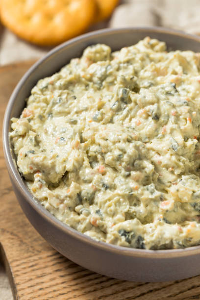 istock Homemade Creamy Spinach Dip 1394262226