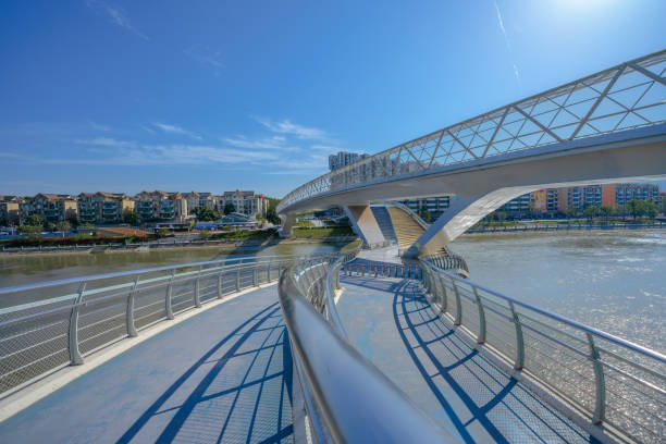 istock Wuchazi bridge in Chengdu on a sunny day 1394332160
