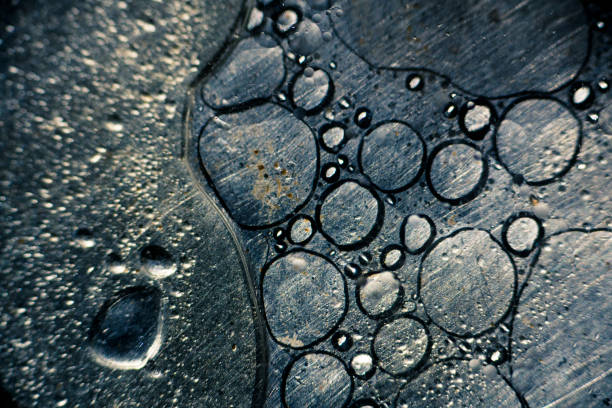 istock Many oil bubbles in stainless steel pot 1394353540