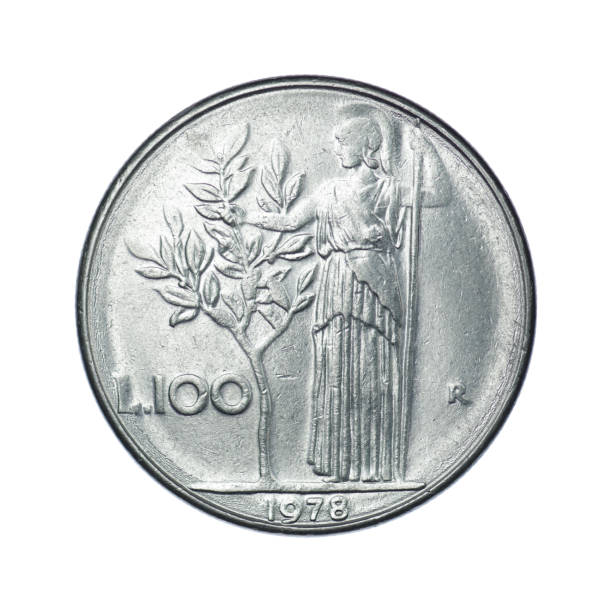 istock Italy 100 lire, 1978 1394380384