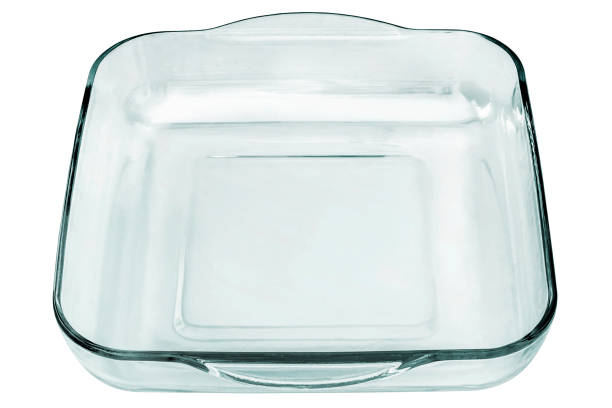 istock Rounded Square Glass Baking Pan With Curved Handles Isolated On White Background 1394385351