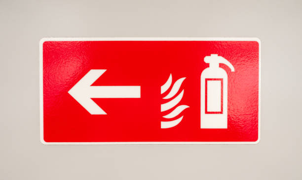 fire extinguisher location guidance sign - 滅火筒標誌 個照片及圖片檔