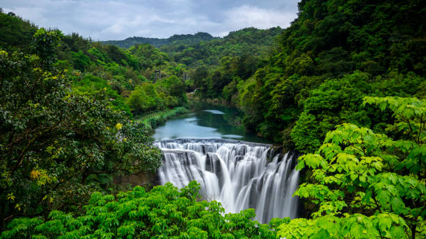 istock Taiwan, waterfall, Shifenliao waterfall, park 1394448350