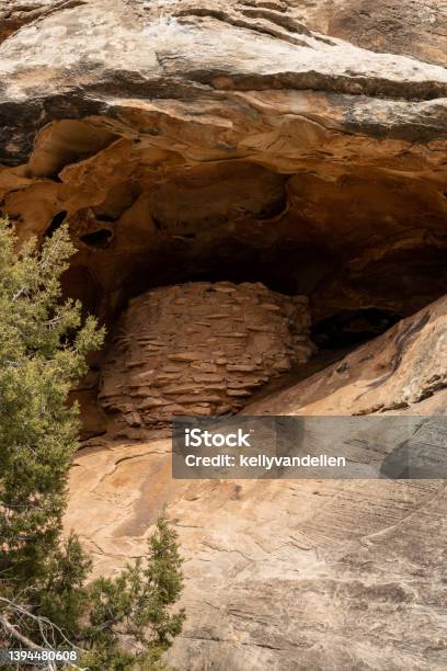 Kiva At Roadside Ruin In The Needles District Stock Photo - Download Image Now - Ancient, Antiquities, Archaeology