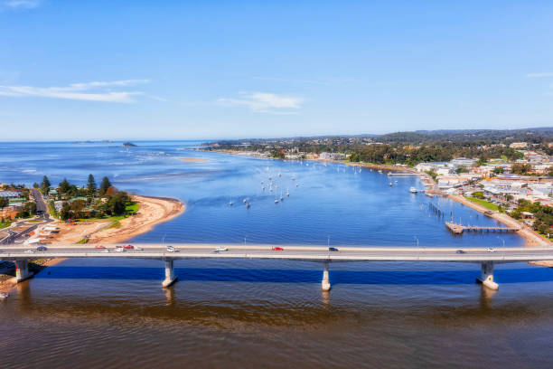 istock D Batebay bridge to sea 1394497673