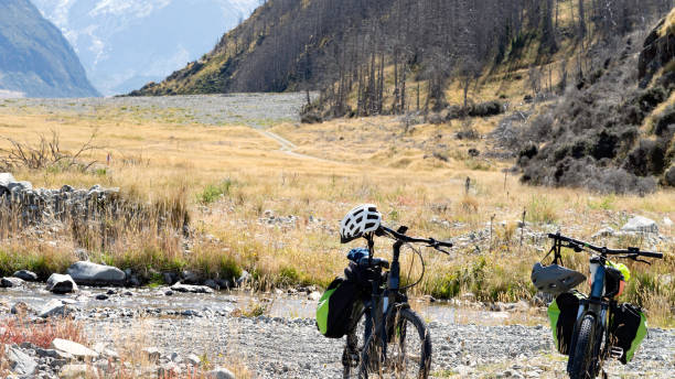 istock Two electric mountain bikes in the outdoors 1394524681