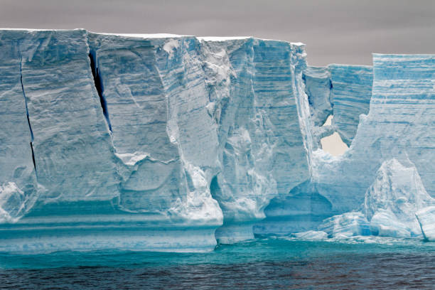istock Antartica - Tabular Iceberg in Bransfield Strait 1394549557