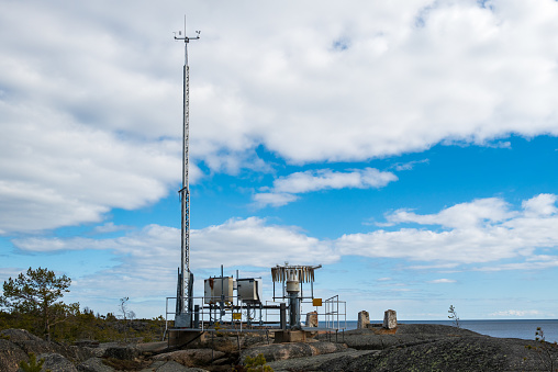 Measurement station for weather owned by Swedish Meteorological and Hydrological Institute (SMHI) this can also measure the land rise of high coast (about 8 cm per year).