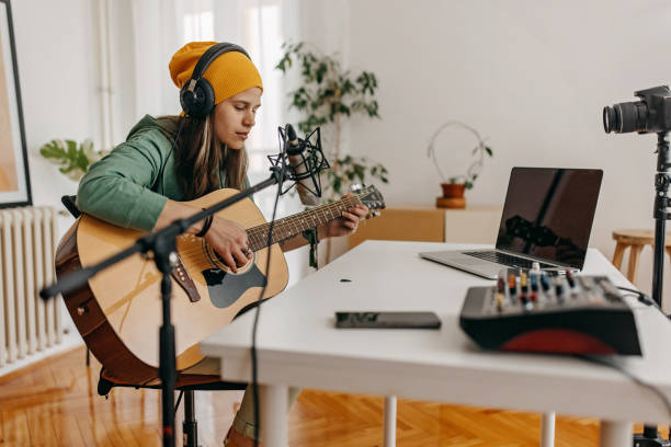 istock I hope you like my music 1394624239