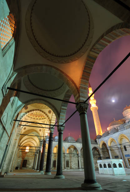 istock Suleymaniye Mosque - İstanbul 1394625369