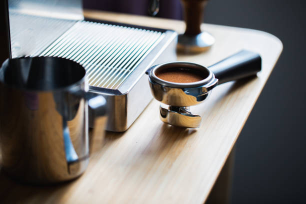 Tamped portafilter and espresso machine