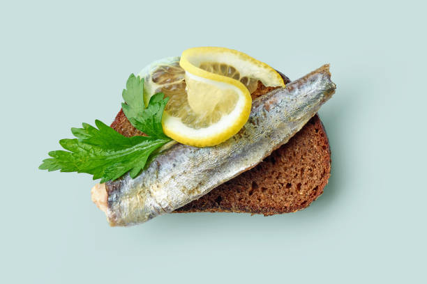 istock canned sardine on bread slice 1394662999