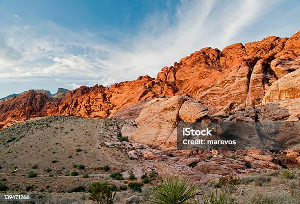 Red Rock Landschaft Stockfoto und mehr Bilder von Bunt - Farbton - Bunt - Farbton, Fels, Felsblock