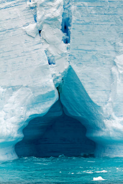 istock Antartica - Tabular Iceberg in Bransfield Strait 1394719958