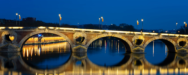 Night view of Pont Neuf, Toulouse, France