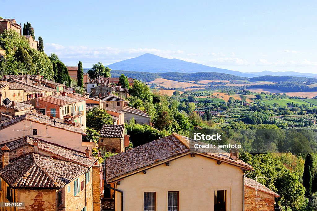 Vista desde Montepulciano Toscana, Italia - Foto de stock de Montepulciano libre de derechos