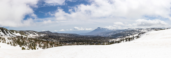 vail ski resort town and ski mountain in colorado