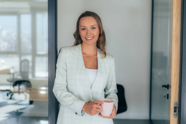 istock Business woman 1394913353