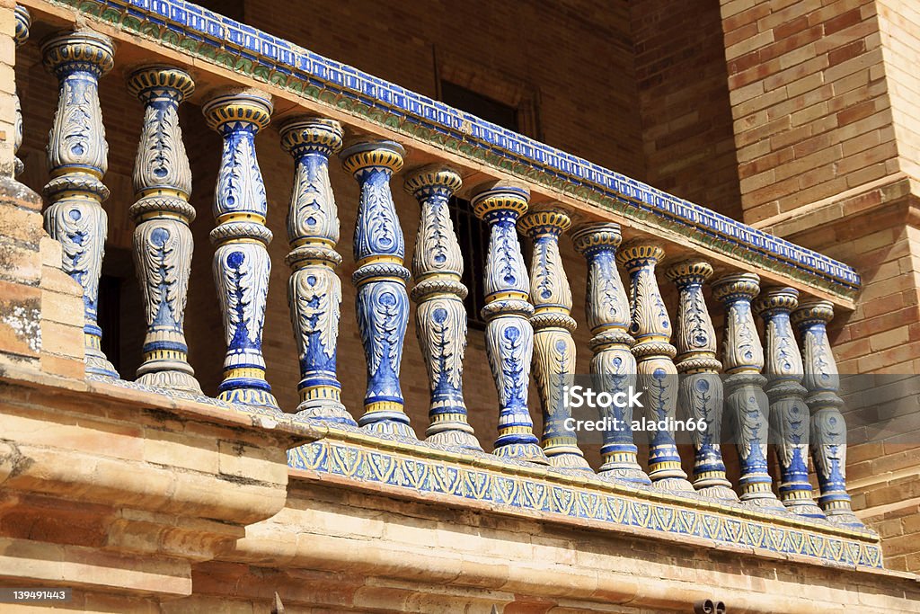 Detalhe De Palacio Espanhol na Plaza De Espana, Sevilha - Foto de stock de Andaluzia royalty-free