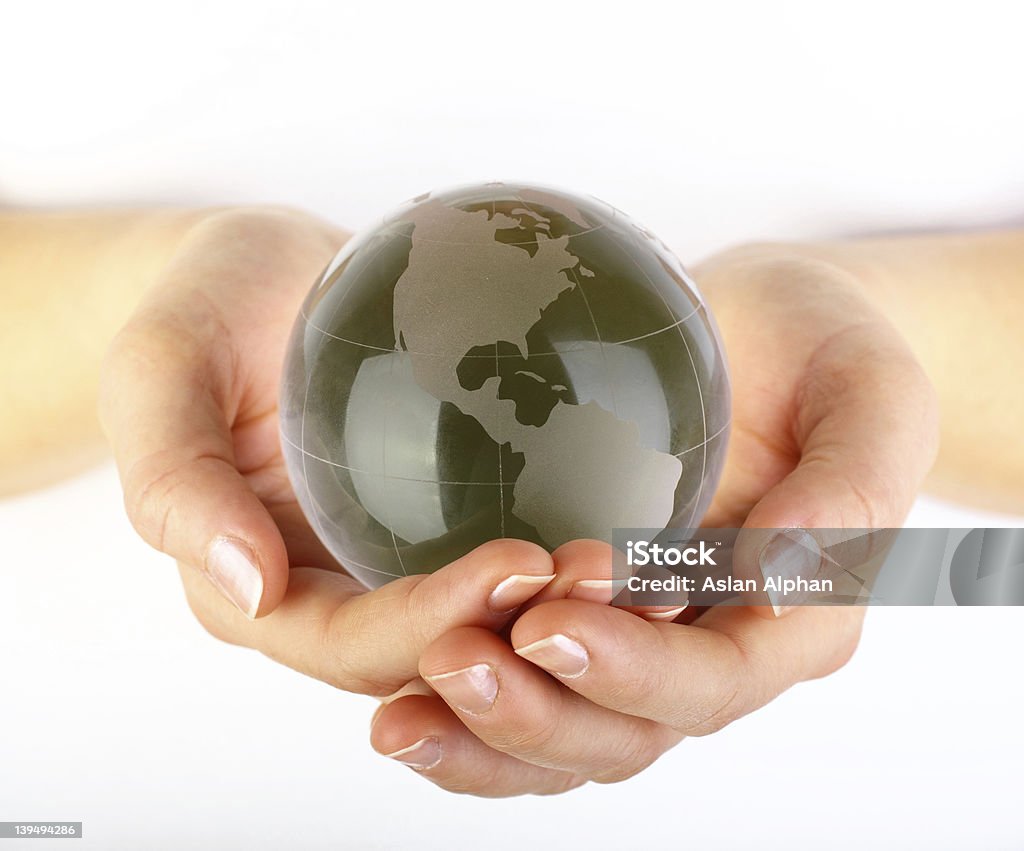 Green globe em mãos - Foto de stock de Aprender royalty-free