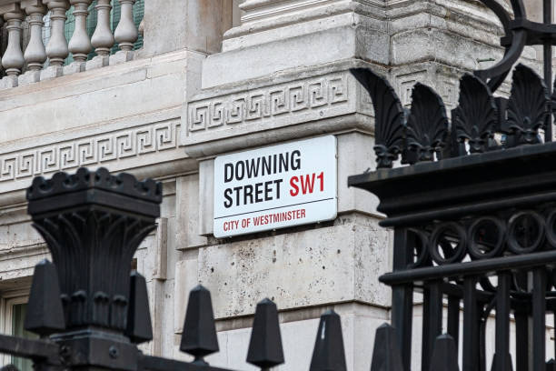 downing street - whitehall street downing street city of westminster uk foto e immagini stock