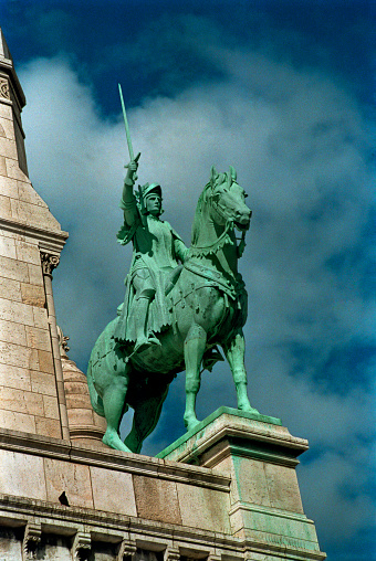 The equestrian statue of Jeanne d’Arc in front of Sacré-Cœur.
