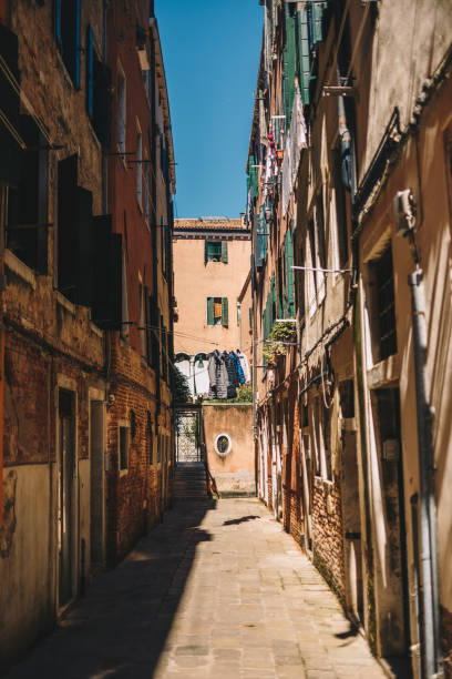 istock Venice city streets 1394987916