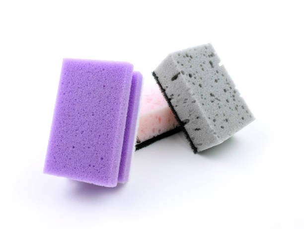 istock Colored dishwashing sponges on white background. 1395000229