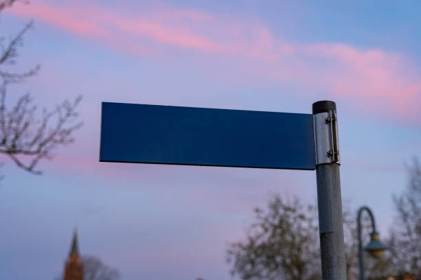 шаблон пустого дорожного знака - street name sign стоковые фото и изображения