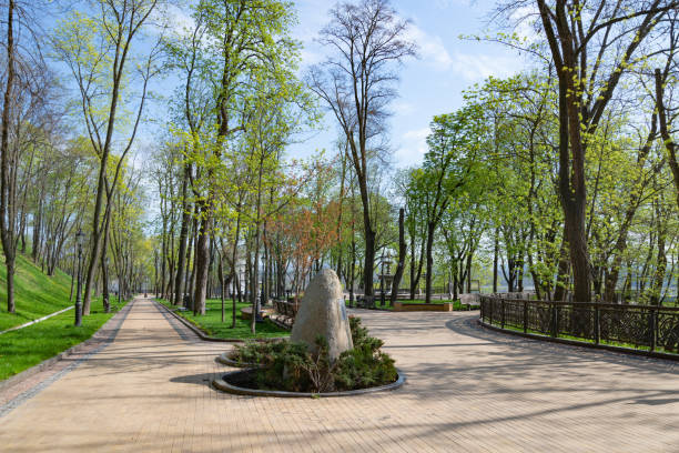 istock Volodymyr hill Kyiv Ukraine springtime 1395010686