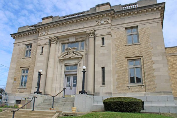 istock Lancaster, Ohio USA - post office 1395055993