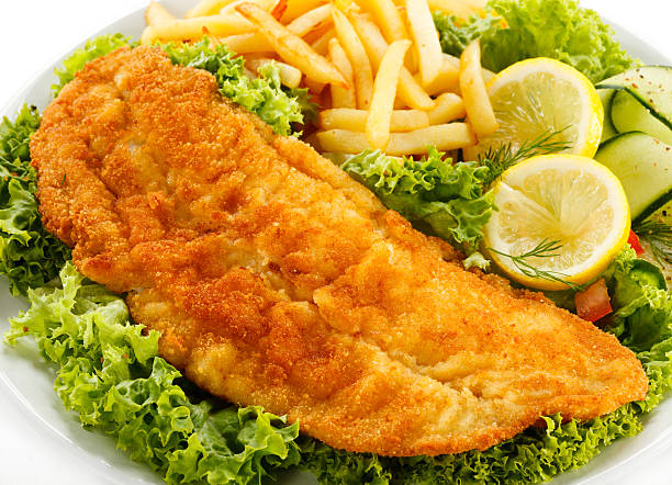 istock Fried cod, French fries and vegetables 139507793