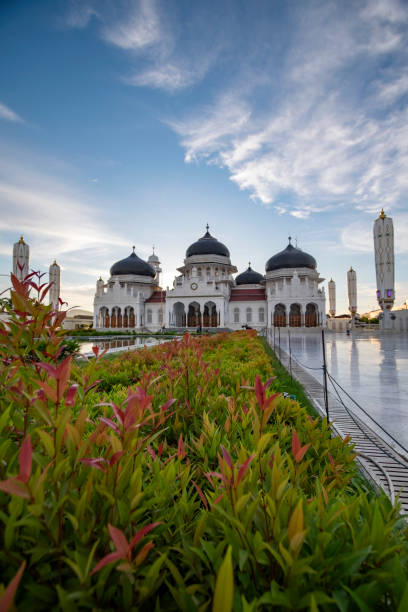 istock Baiturrahman Grand Mosque 1395085004