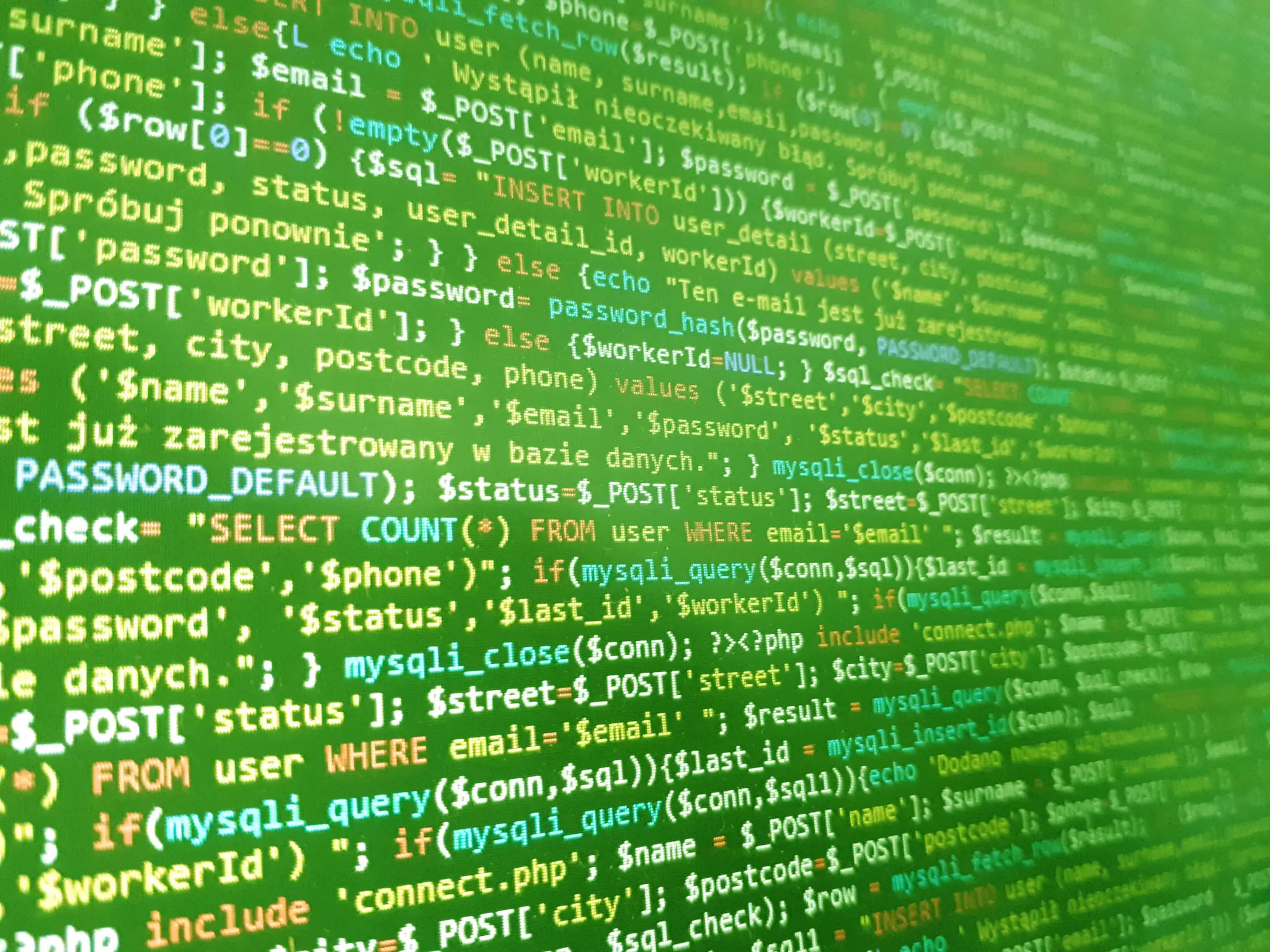 컴퓨터와 함께하는 고랭 언어 혁명 2 Coding programming source code screen. Abstract technology background. Cyber attack or security concept. Hacker monitor program. Software development