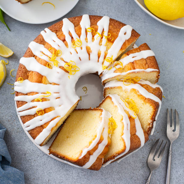 istock Lemon pound cake with powder sugar glaze 1395153590