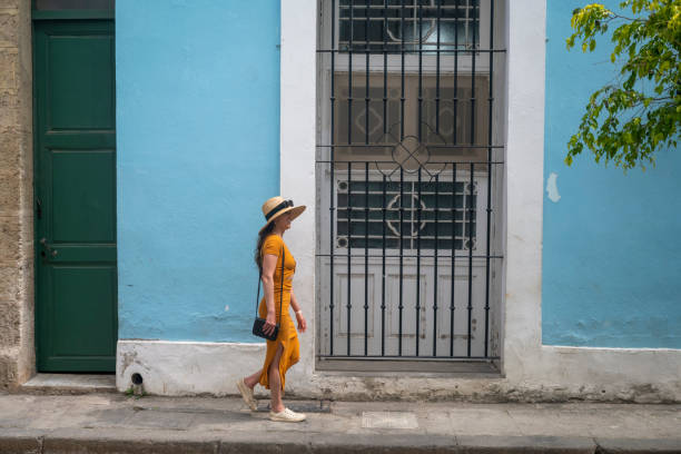 istock Tourist in Havana 1395156047