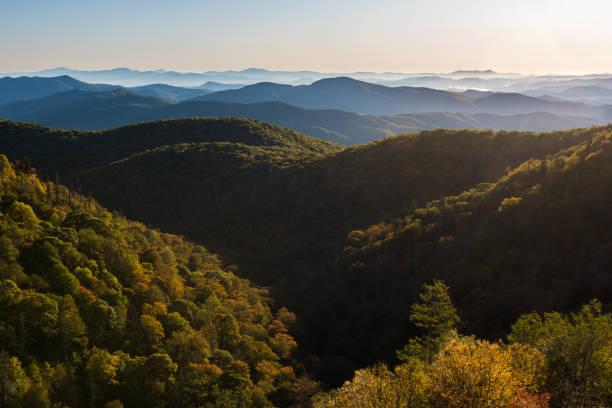 istock Early autumn foliage in the Blue Ridge mountains 1395186531