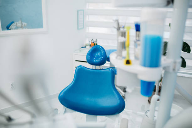 istock Dentist office, empty of people 1395212882