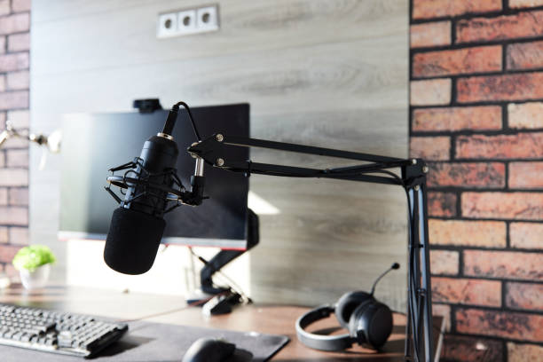 istock Microphone in room of blogger 1395214858