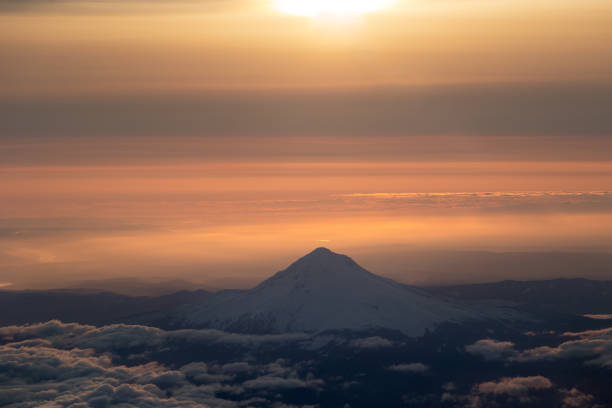 istock Mount Hood Sunrise Aerial 1395219079